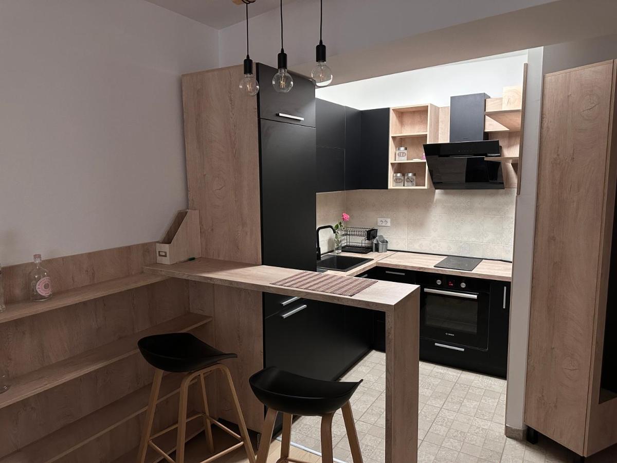 Dow Apartments - Luxury 13Th Floor, Parking Skopie Exterior foto